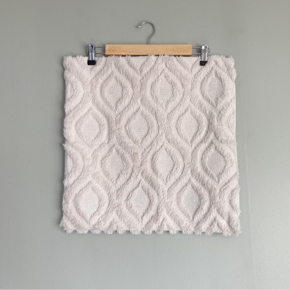 NWOT Cream Pillow Cases (Set of 2)